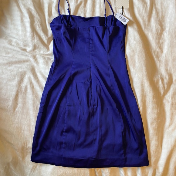 aritizia dress - Picture 2 of 3